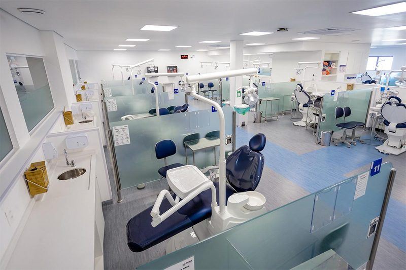 P&oacute;s em Odontologia avan&ccedil;a com foco em pr&aacute;tica e inova&ccedil;&atilde;o