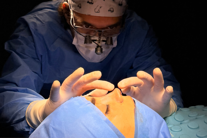 Rinoplastia ultrass&ocirc;nica avan&ccedil;a em cirurgias nasais