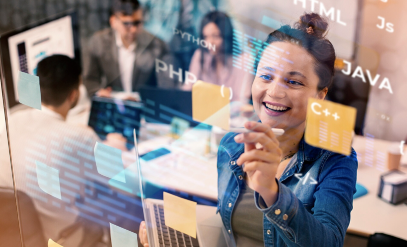 Transforma&ccedil;&atilde;o digital redefine prioridades de TI para 2026