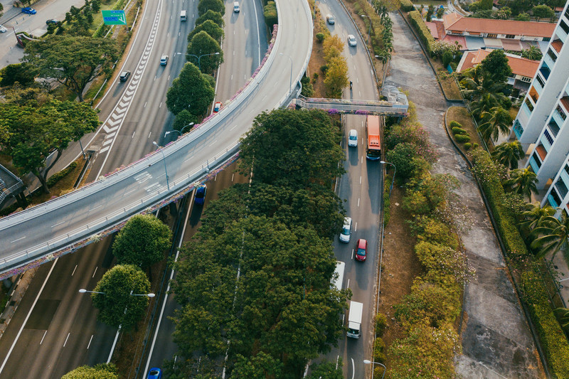 Inefici&ecirc;ncia log&iacute;stica amplia emiss&otilde;es no transporte