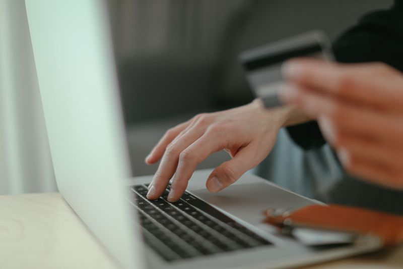 Empr&eacute;stimo online exige aten&ccedil;&atilde;o para evitar golpes