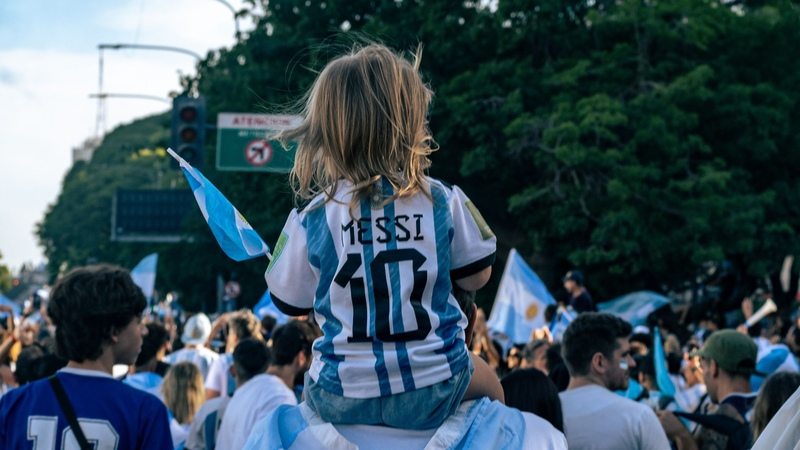 Messi, Vozinha e Mbapp&eacute; dominam redes na 1&ordf; semana de Copa