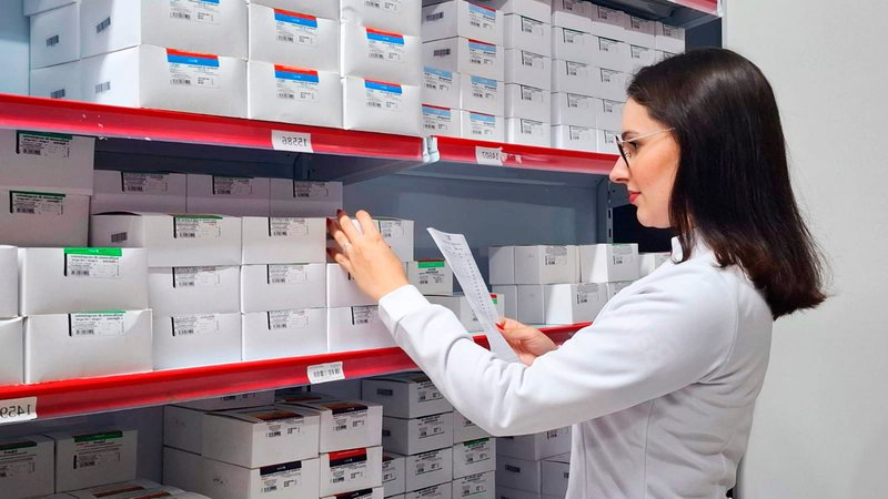 Distribui&ccedil;&atilde;o de medicamentos avan&ccedil;a com foco em conformidade