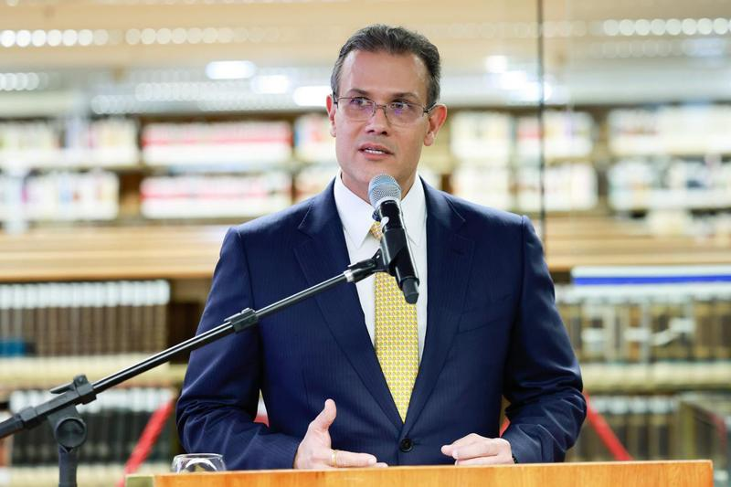 Manual orienta vítimas de fraudes bancárias no Brasil